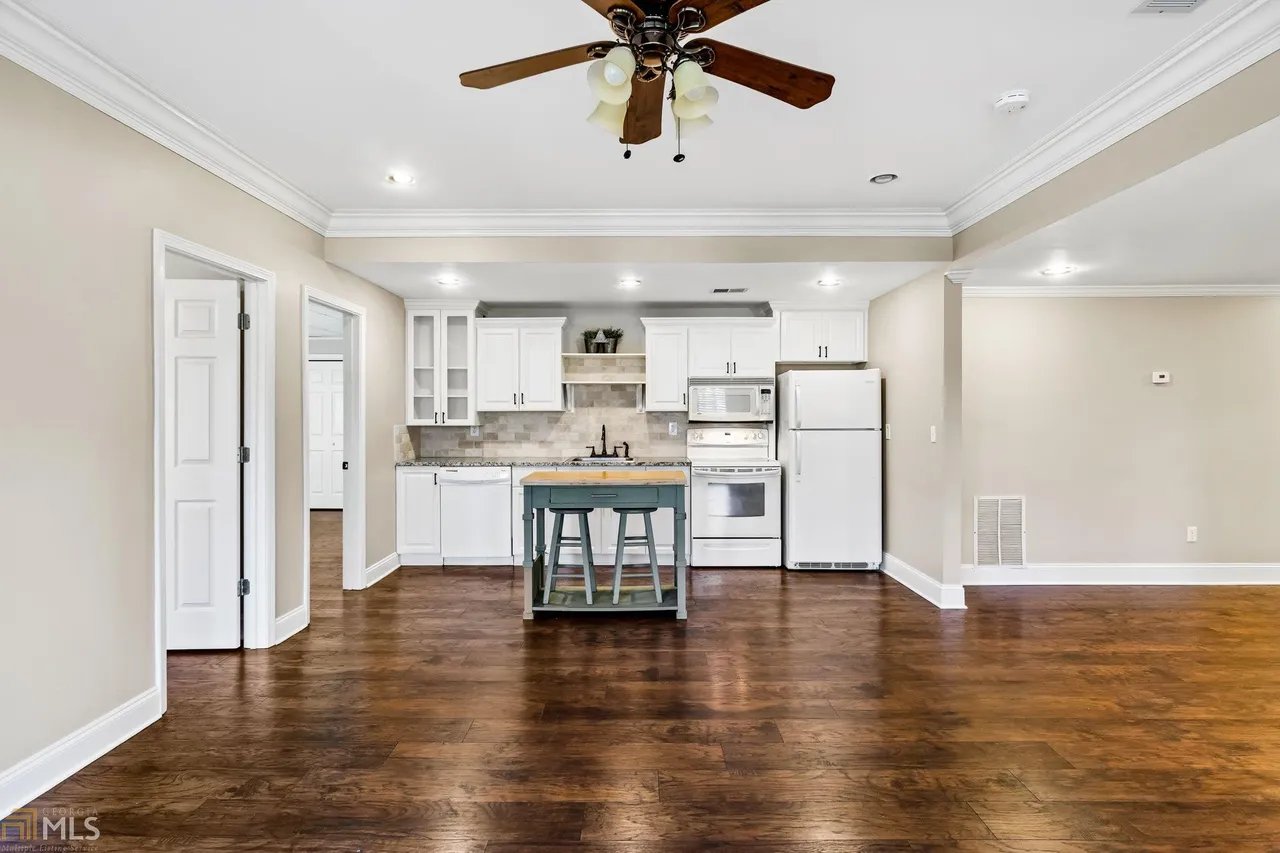 White kitchen renovation